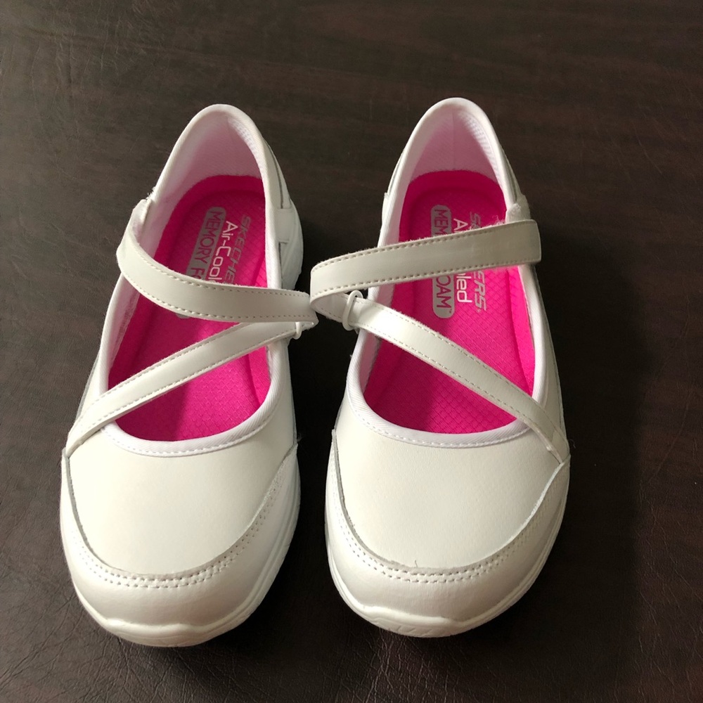 Girls Skechers Shoes